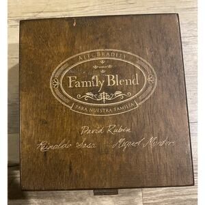Alec Bradley Family Blend Wood Cigar Box. V_R_1 *50 X 5 1/2 Box Only.